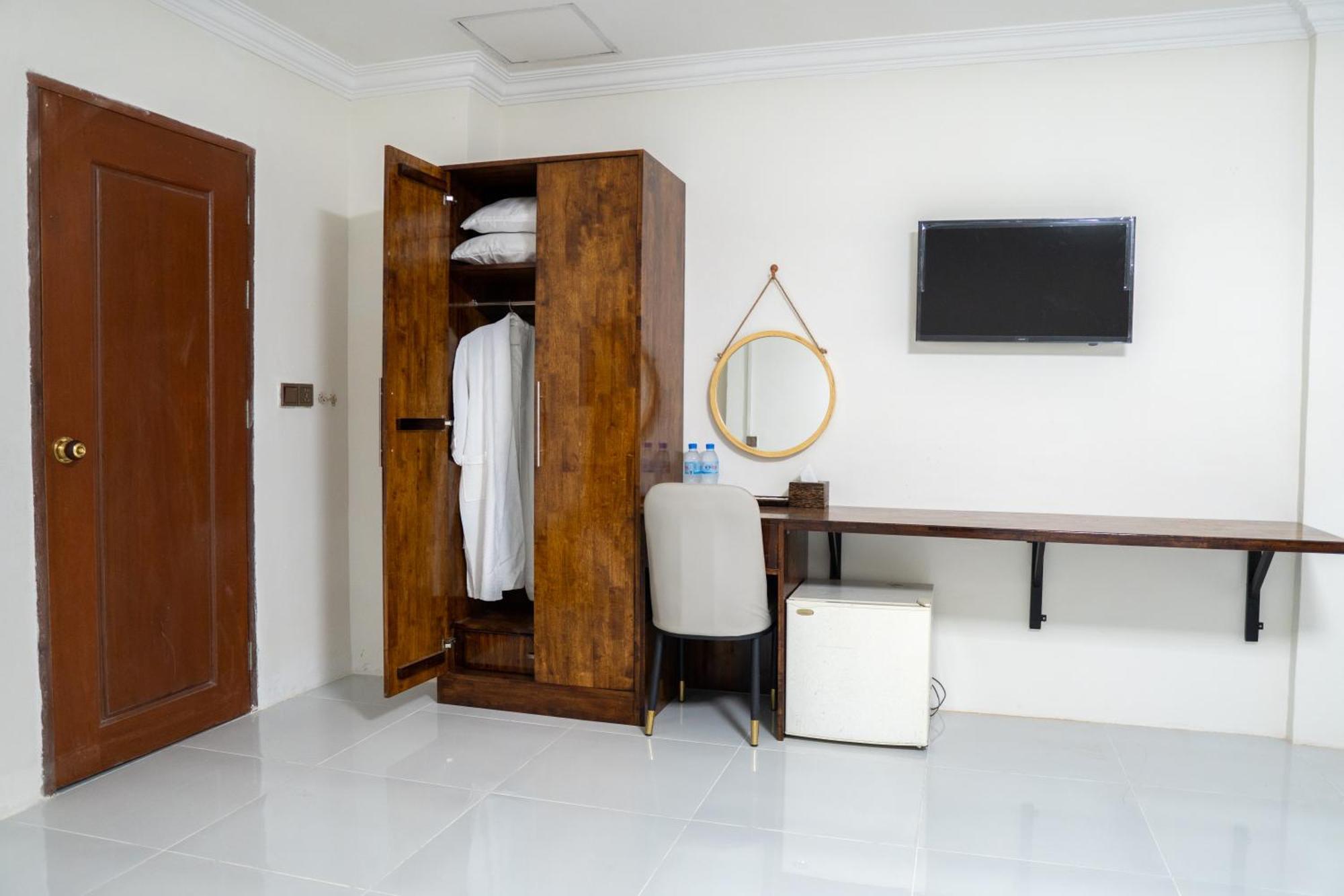 Empire House, Phnom Penh Ξενοδοχείο Εξωτερικό φωτογραφία